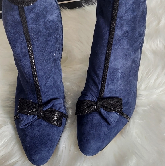 Karl Lagerfeld Suede Ankle Booties - Picture 4 of 4